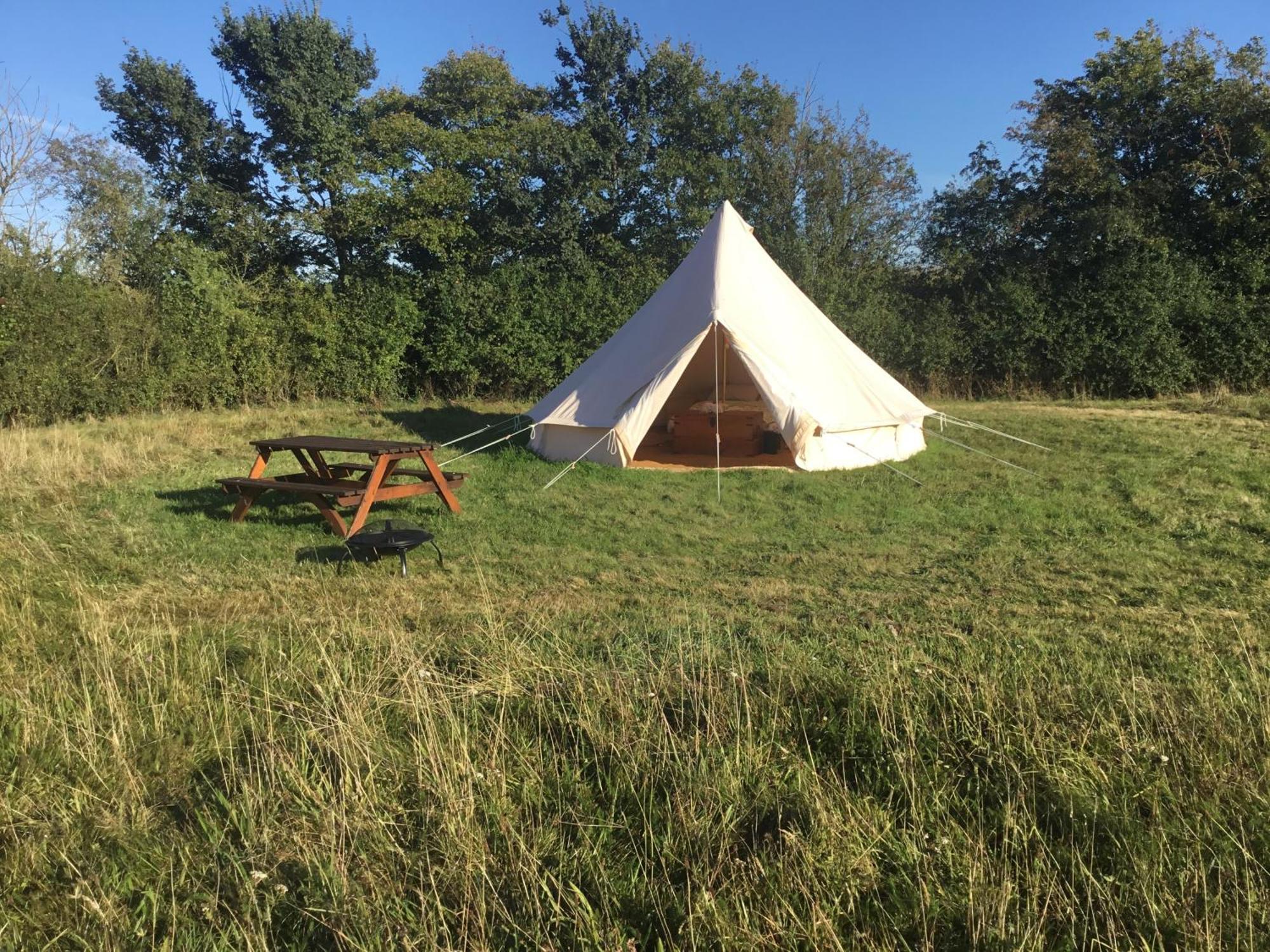 Green Fields Glamping 호텔 글로스터 외부 사진